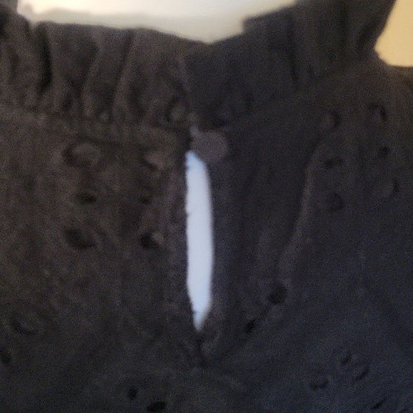 Black Eyelet Lace Long Sleeve Blouse - Picture 4 of 5